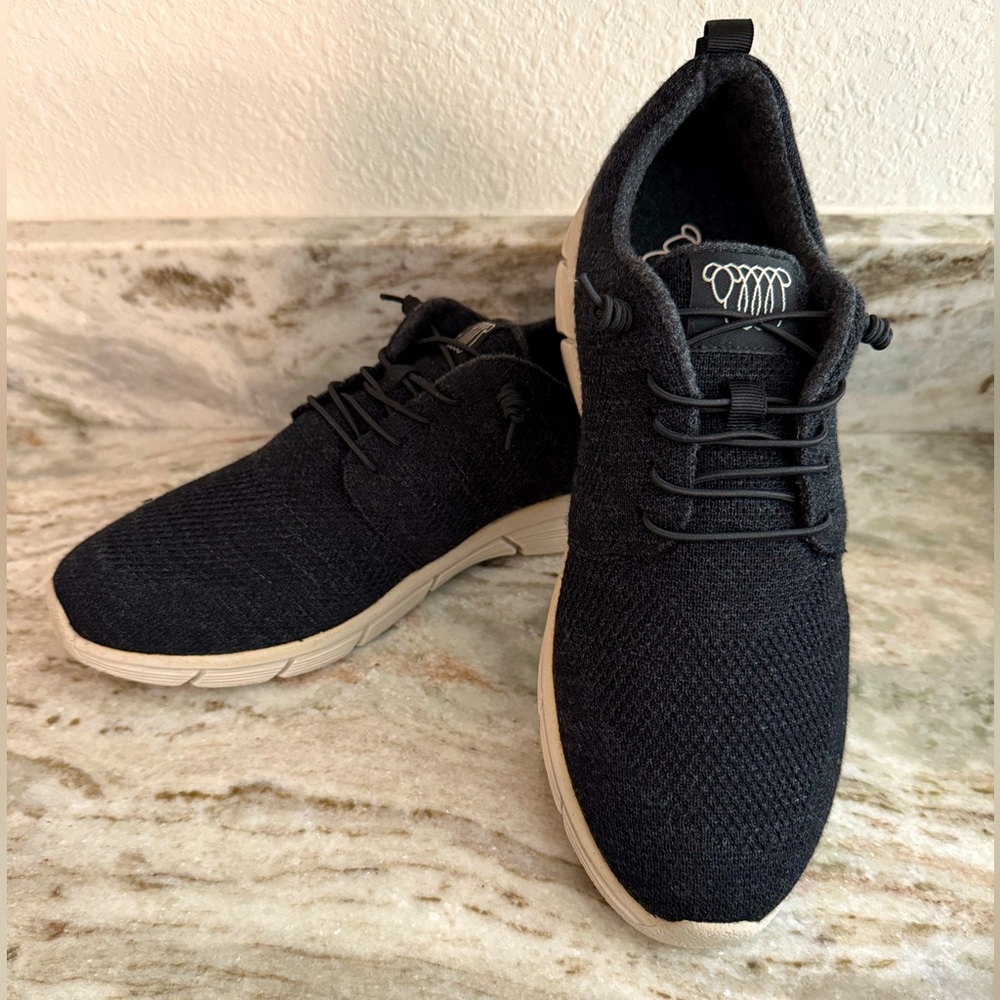 Woolloomooloo FRASER II Size 40 New with box